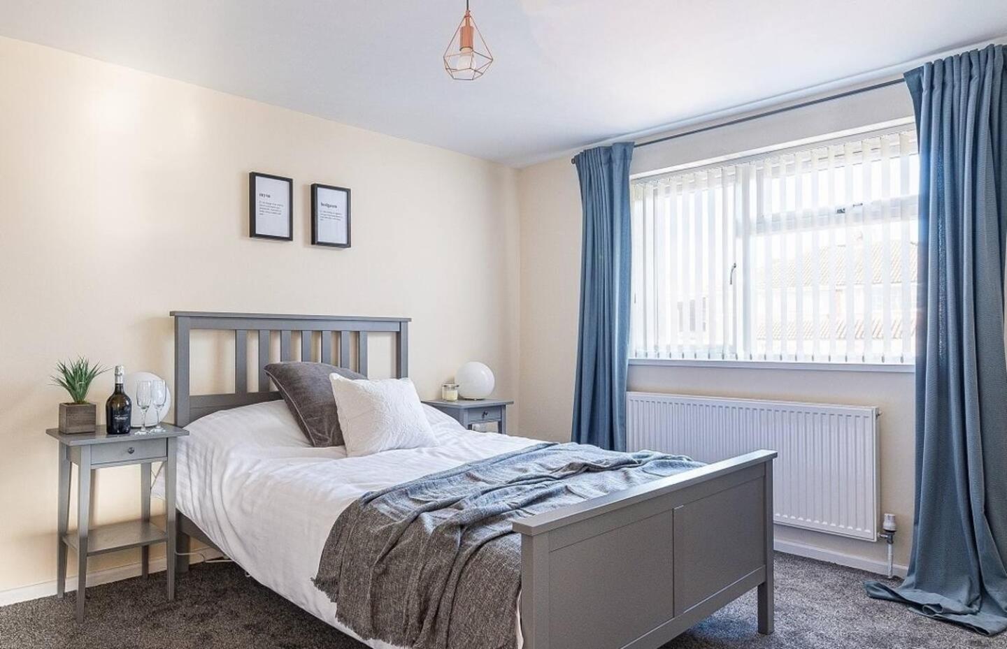 Dudley-Hospital-3Bed-Parking-Long Stay-Contractor Brierley Hill Exterior photo